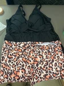 lot 173 image: Aqua Eve Plus Size 2-Piece Tankini Swimsuit 22W Black Leopard