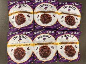 lot 9 image: Undercover Chocolate Quinoa Crisps Milk Chocolate  Currants Pack of 6