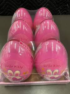 lot 10 image: Trol - Set of 6 Hello Kitty Jumbo Eggs with Candy
