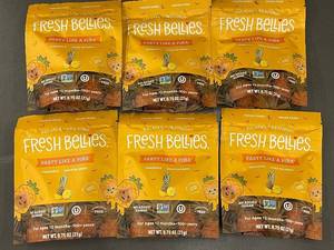 lot 13 image: Fresh Bellies Party Like a Pia Snack Pack - Pineapple & Chile de rbol