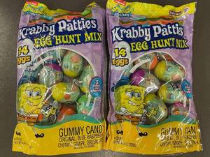 lot 16 image: Krabby Patties Egg Hunt Mix Gummy Candy, 14 Count