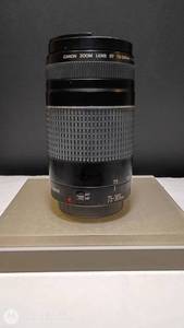 lot 18 image: Canon EF 75-300mm Zoom Lens