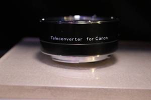 lot 43 image: Quantaray 2X AF Teleconverter for Canon
