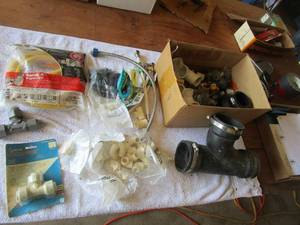 lot 96 image: Mixed Lot of Plumbing Accessories