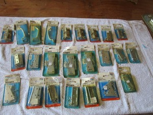 lot 97 image: Mixed Lot of Barrell Bolts, Hinges and Handles