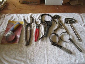 lot 108 image: Mixed Lot of Oil Wrenchs and Chain Wrenchs