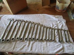lot 119 image: Mixed Lot of Craftsman Standard Combination Wrenches