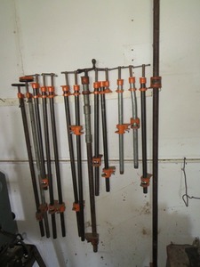 lot 7 image: Mixed Lot of 14 Pipe Clamps