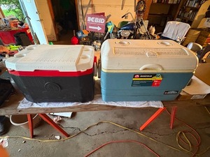 lot 138 image: Lot of 2 Coolers
