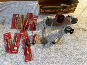 lot 144 image: Mixed Lot of Hole Saws and Drill Bits