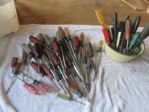 lot 129 image: Mixed Lot of Screwdrivers