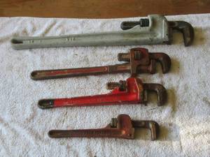 lot 83 image: Lot of 4 Pipe Wrenches