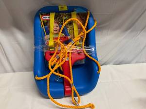 lot 8 image: Little Tikes Swing