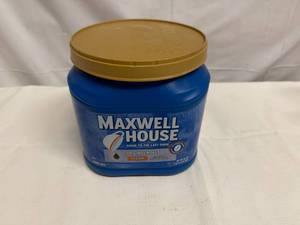 lot 38 image: 30.6oz Maxwell House Orginal Roast
