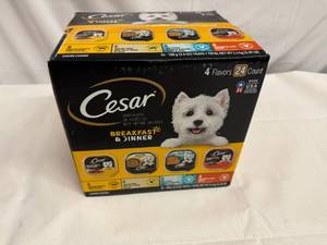 lot 84 image: 24x3.5oz Trays Cesar Dog Food-4 Flavors