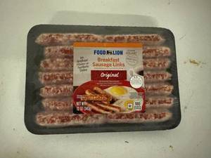 lot 150 image: A. 6x 12oz Original Breakfast Sausage Links