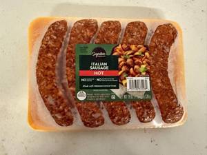 lot 159 image: B. 4x Hot Italian Sausage