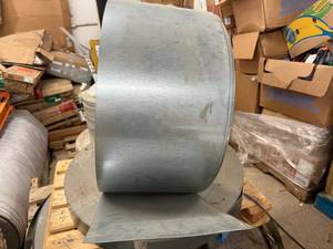 lot 206 image: 8 Flashing Roll