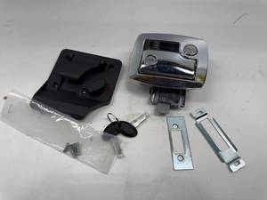 lot 53 image: AP PRODUCTES TRAVEL TRAILER LOCK