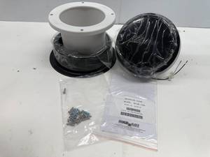 lot 75 image: MAXXFAN RV EXHAUST FAN
