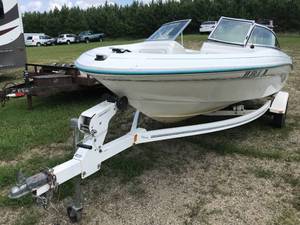 1995 Sea Ray 18' 2" Boat W/Trailer