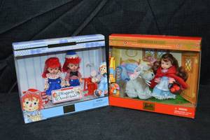 lot 113 image: Barbie Collectibles Little Red Riding Hood and Raggedy and Andy Doll Sets