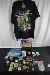 lot 231 image: Looney Tunes Marvin The Martian Collection