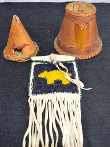 lot 233 image: Native American Lot