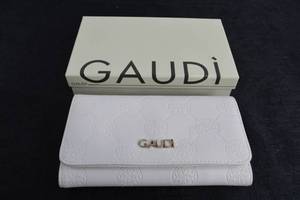 lot 259 image: Gaudi Wallet