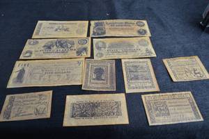 lot 265 image: Replica Currency