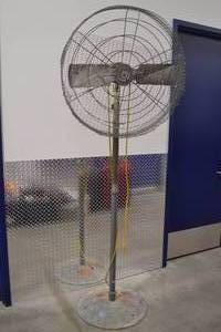 lot 270 image: Large Industrial Fan