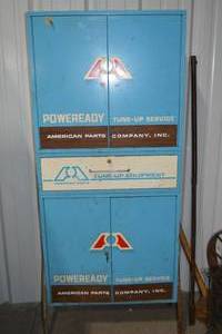 lot 274 image: Vintage American Parts Company Storage Cabinet