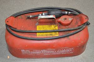 lot 283 image: Vintage Boat Gas Can