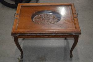 lot 287 image: Antique End Table