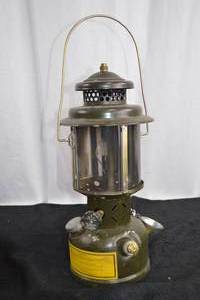 lot 289 image: Rare U.S. Military Lantern