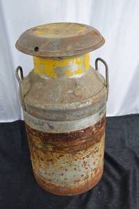 lot 291 image: Vintage Milk Can