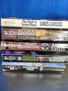 lot 50 image: 11 Paperbacks J.A. Johnston Westerns and Louis Lamour