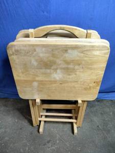 lot 56 image: 4 TV Tray Tables and Stand