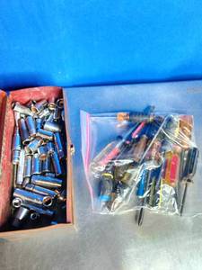 lot 73 image: Large Tool Lot of Screwdrivers and Sockets