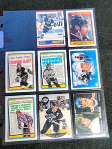 lot 97 image: Wayne Gretzky Cards