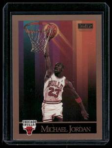 lot 109 image: Michael Jordan 1990 Skybox #41 Basketball Card