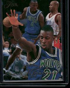 lot 290 image: Kevin Garnett RC 1996 Flair #206 Rookie Minnesota Timberwolves Basketball Card