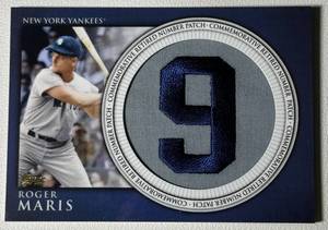 lot 97 image: Roger Maris Commemorative Retired Number Patch Card 2012 Topps #RN-RM Baseball