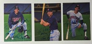 lot 235 image: Kent Hrbek, Roy Smalley, Tom Brunansky On-Card Auto 1987 Minnesota Twins Team Issue Car Set