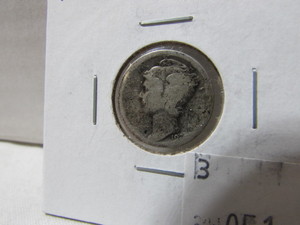 lot 51 image: Mercury Silver Dime