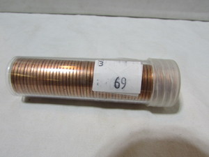 lot 69 image: Roll of Lincoln Cent