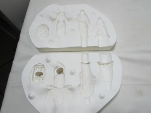lot 142 image: Ceramichrome Slip Molds