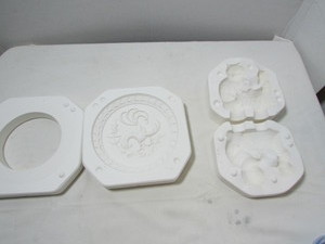 lot 162 image: Byron Slip Molds
