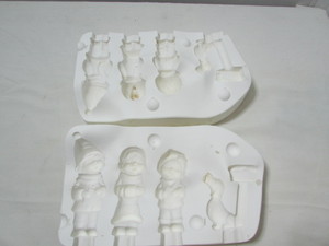 lot 168 image: Kimple Slip Molds