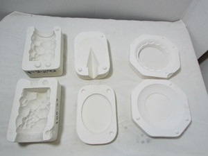 lot 172 image: Duncan Slip Molds